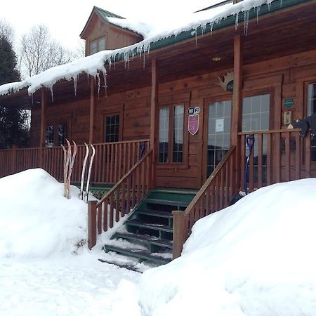 Aux Berges Du St-Maurice Hotel Saint-Jean-des Piles Kültér fotó