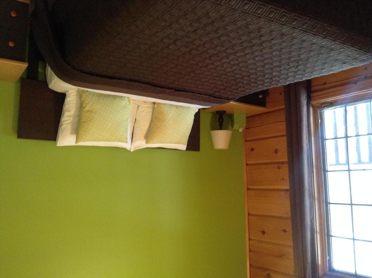 Aux Berges Du St-Maurice Hotel Saint-Jean-des Piles Kültér fotó